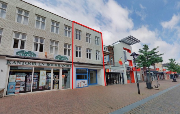 Verstrekte hypothecaire lening op een winkelruimte met aparte bovenwoning bestemd voor de verhuur te Hoensbroek Verstrekte hypothecaire lening op een winkelruimte met aparte bovenwoning bestemd voor de verhuur te Hoensbroek