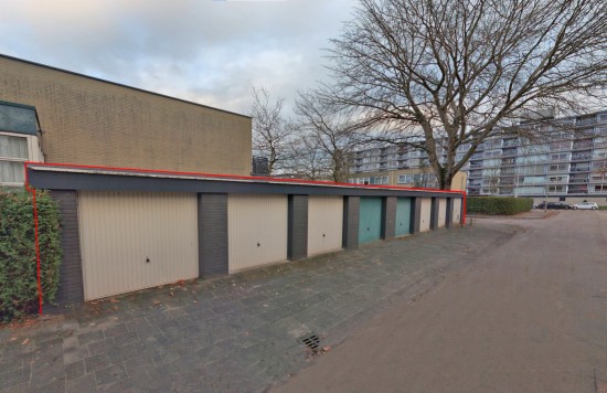 Verstrekte hypothecaire lening op een acht garageboxen bestemd voor de verhuur te Leeuwarden Verstrekte hypothecaire lening op een acht garageboxen bestemd voor de verhuur te Leeuwarden