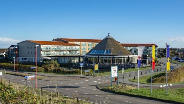 Te verstrekken hypothecaire lening op een horecagelegenheid met een bowlingcentrum bestemd voor de verhuur te Julianadorp Te verstrekken hypothecaire lening op een horecagelegenheid met een bowlingcentrum bestemd voor de verhuur te Julianadorp